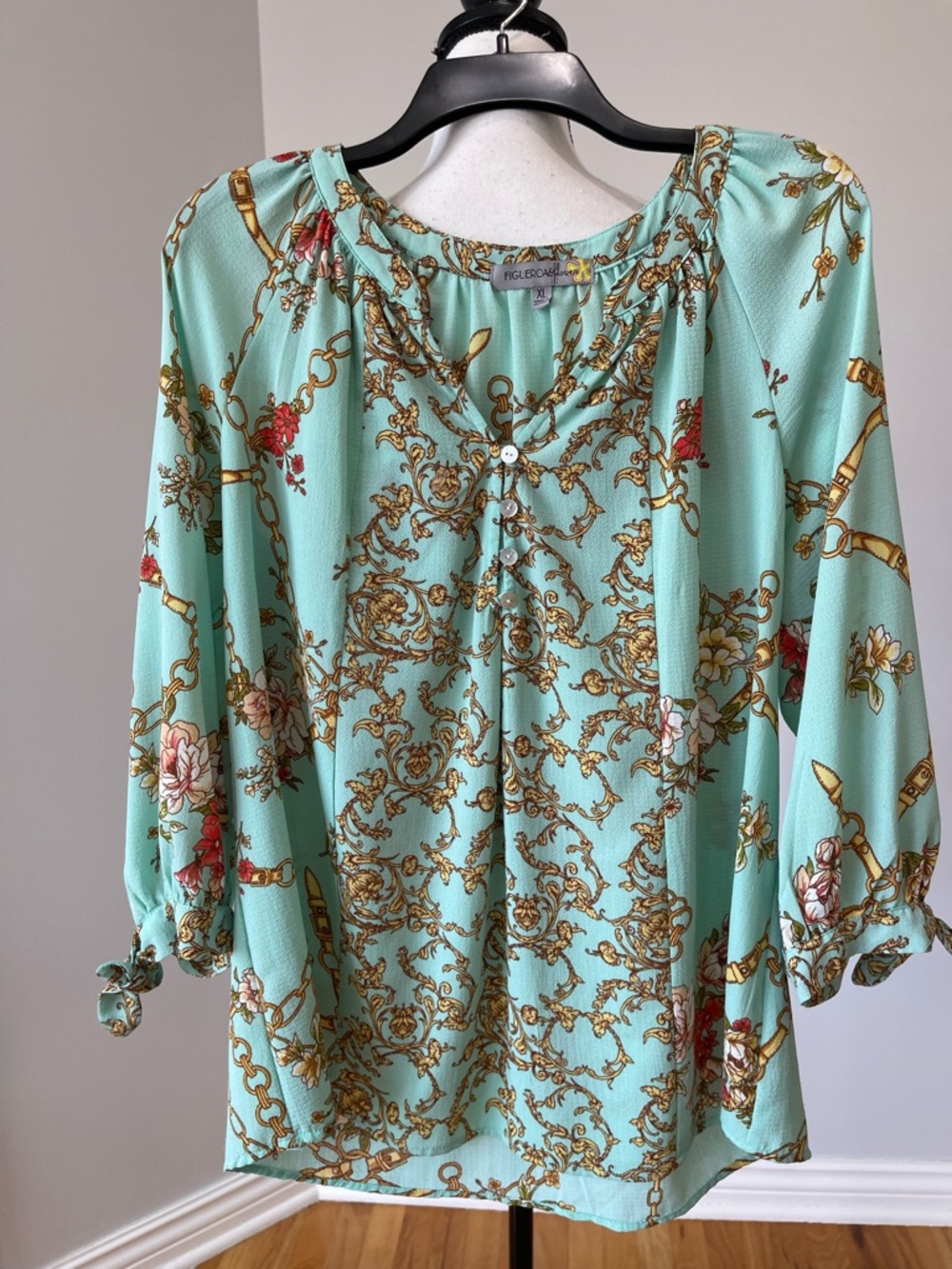 Figueroa & Flower extra large blouse career sleeve detail work casual modest